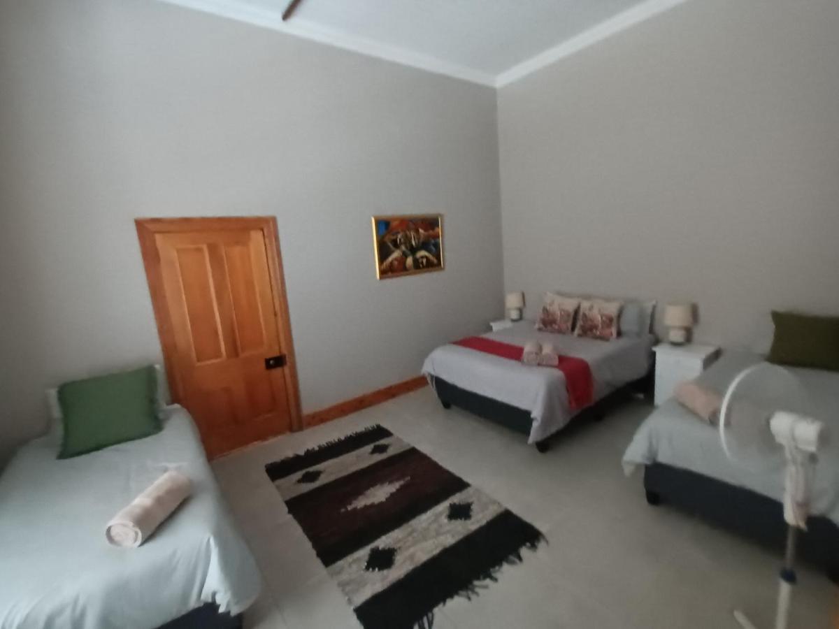 Featherhouse Colesberg Bilik gambar