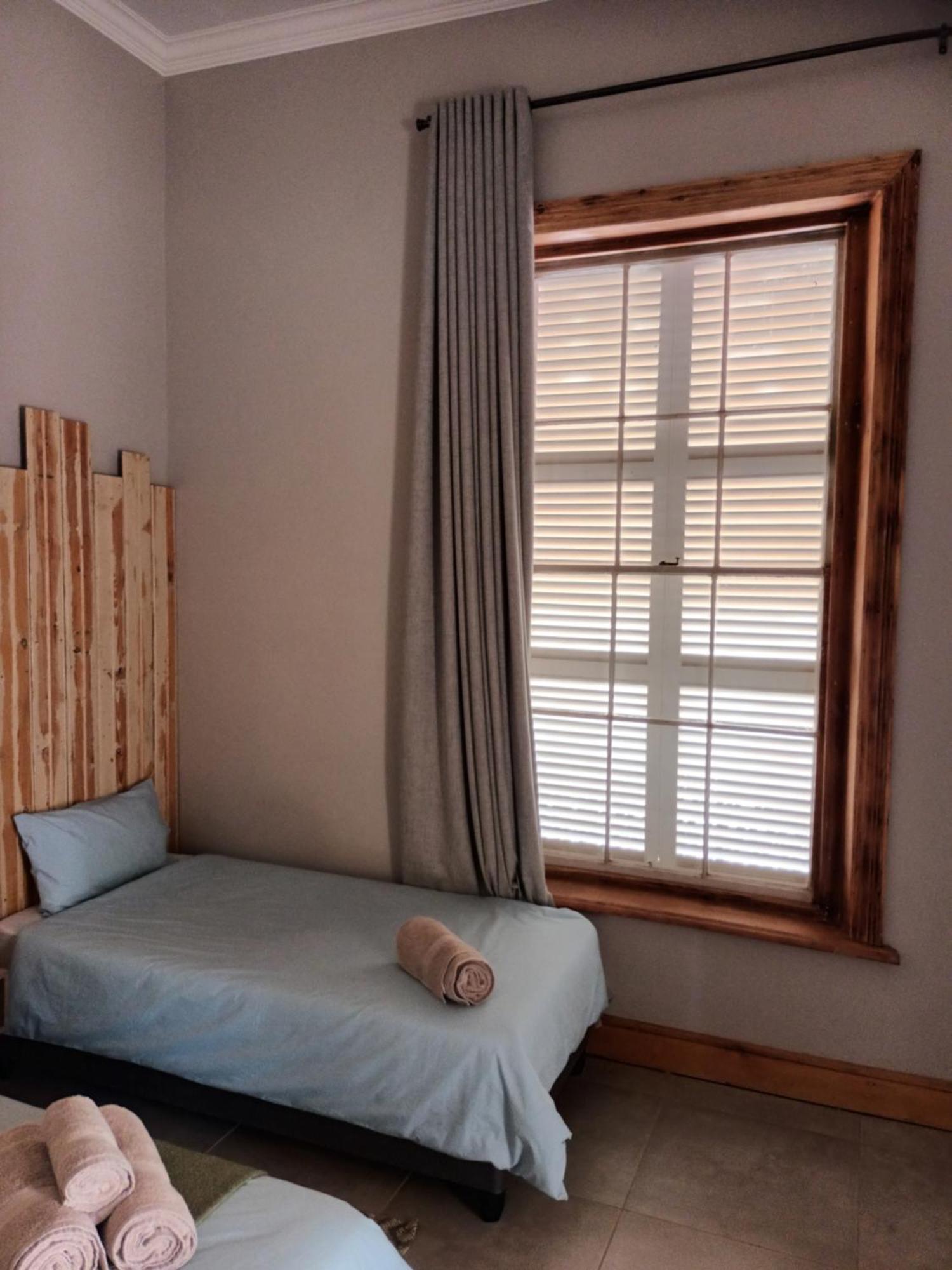 Featherhouse Colesberg Bilik gambar